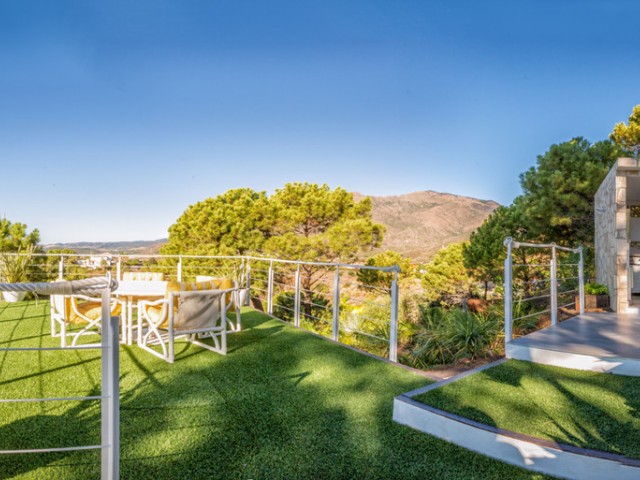 7 Sovrums Villa i Estepona