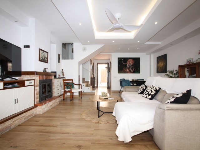 3 Bedrooms Townhouse in Marbella