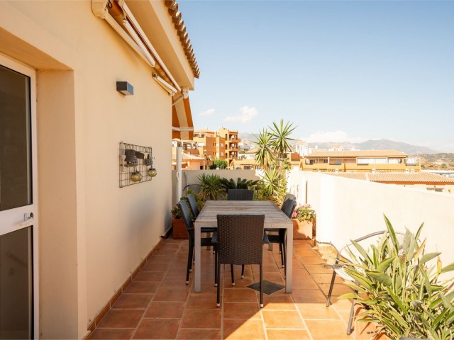 Ático con 3 Dormitorios  en Riviera del Sol