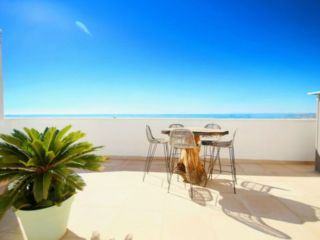 Penthouse in Altos de los Monteros