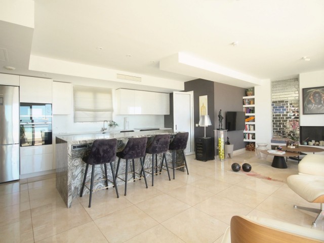 Penthouse in Altos de los Monteros