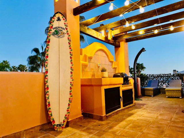 2 Slaapkamer Rijtjeshuis in Bahía de Marbella