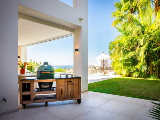 6 Bedrooms Villa in Artola