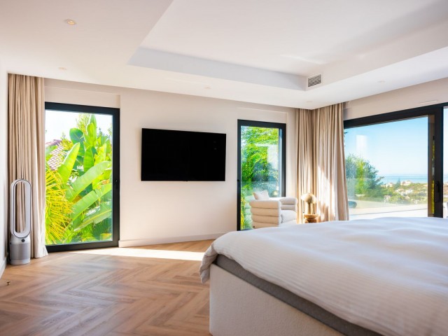 6 Bedrooms Villa in Artola