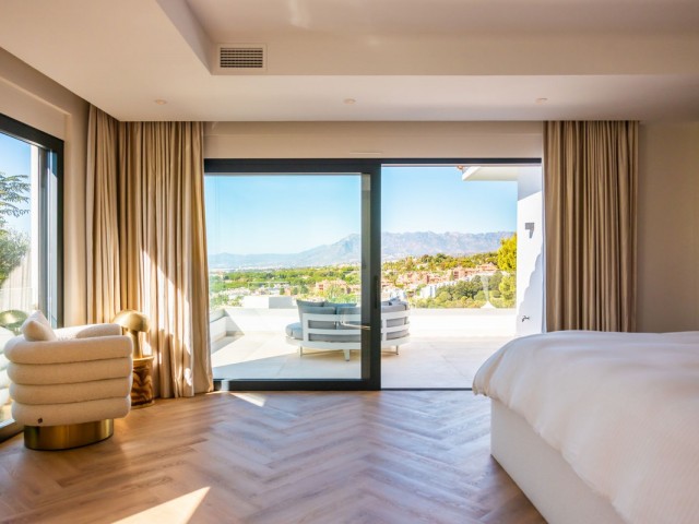 6 Bedrooms Villa in Artola