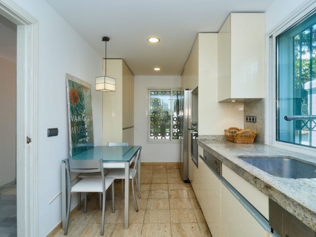 3 Bedrooms Townhouse in The Golden Mile