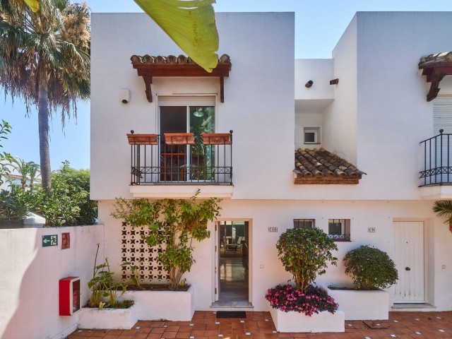 3 Bedrooms Townhouse in The Golden Mile