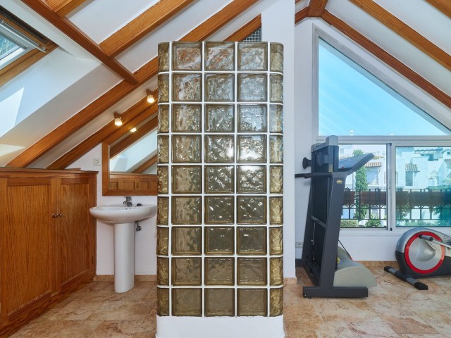 3 Bedrooms Townhouse in The Golden Mile