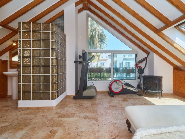 3 Bedrooms Townhouse in The Golden Mile