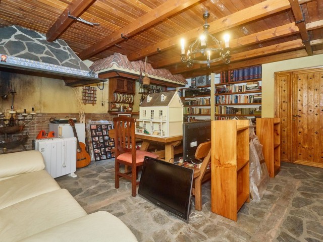 3 Bedrooms Townhouse in The Golden Mile