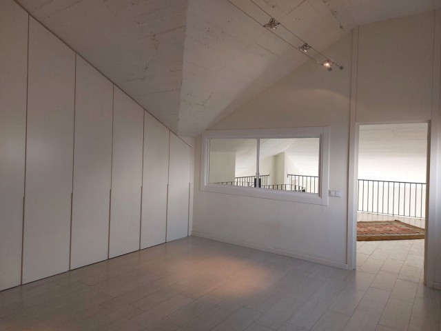 Commercial, Guadalmina Baja, R5203009