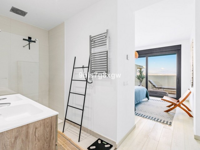 2 Sovrums Lägenhet i Casares Playa