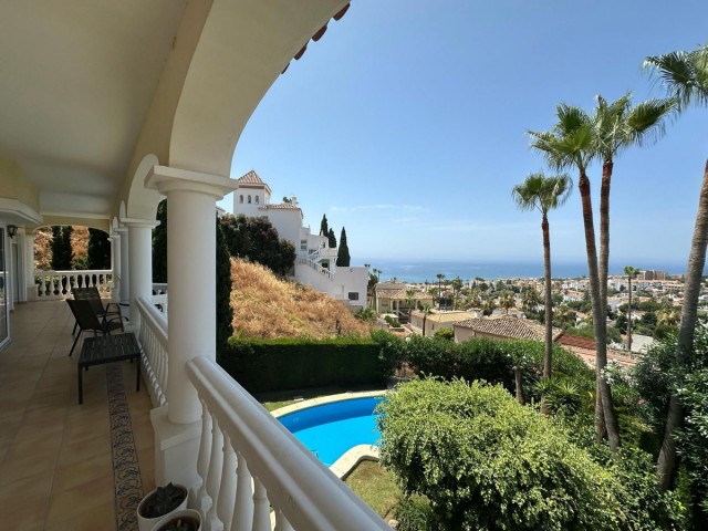 10 Bedrooms Villa in Mijas