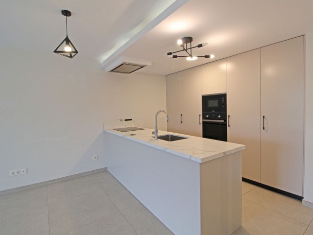 2 Bedrooms Apartment in San Pedro de Alcántara