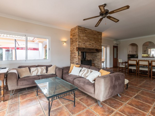 3 Bedrooms Villa in Mijas Costa