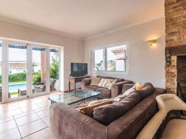 3 Bedrooms Villa in Mijas Costa