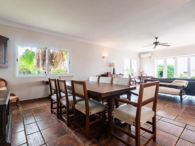 3 Bedrooms Villa in Mijas Costa