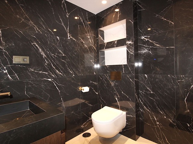 4 Bedrooms Apartment in San Pedro de Alcántara