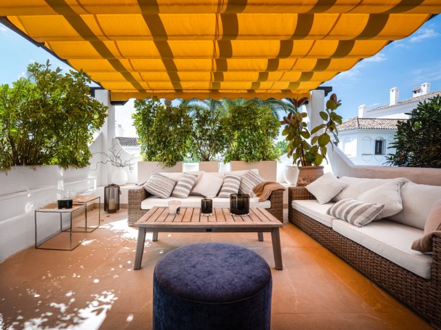 3 Bedrooms Apartment in Nueva Andalucía