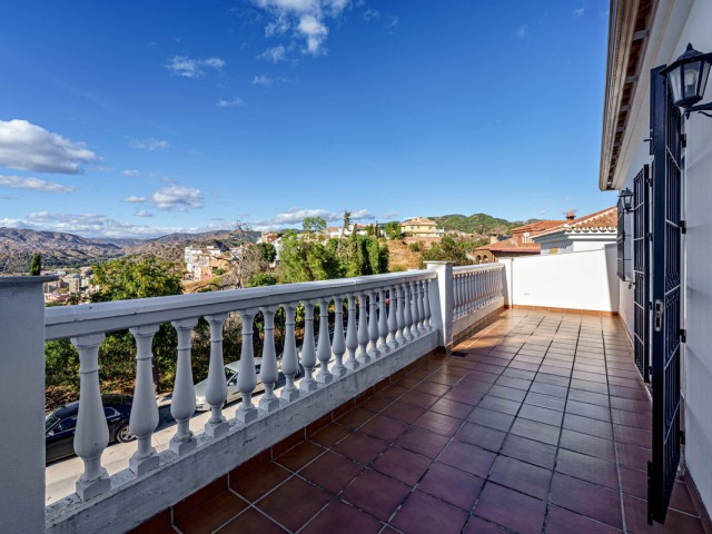 3 Bedrooms Villa in Ciudad Jardín