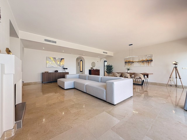 Takvåning i San Luis de Sabinillas