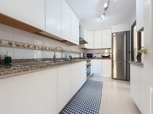 Takvåning i San Luis de Sabinillas