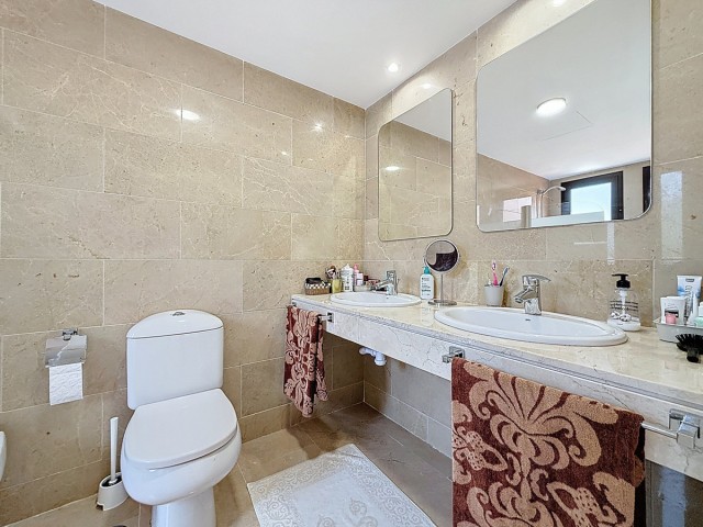 Takvåning i San Luis de Sabinillas