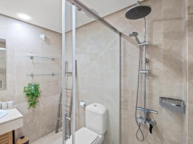 2 Bedrooms Apartment in La Duquesa