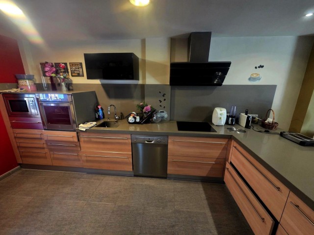 3 Soveroms Villa i Estepona