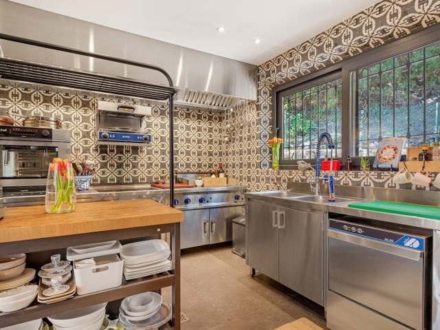 Villa avec 4 Chambres  à El Madroñal