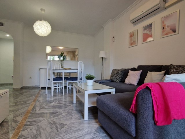 2 Bedrooms Apartment in San Pedro de Alcántara