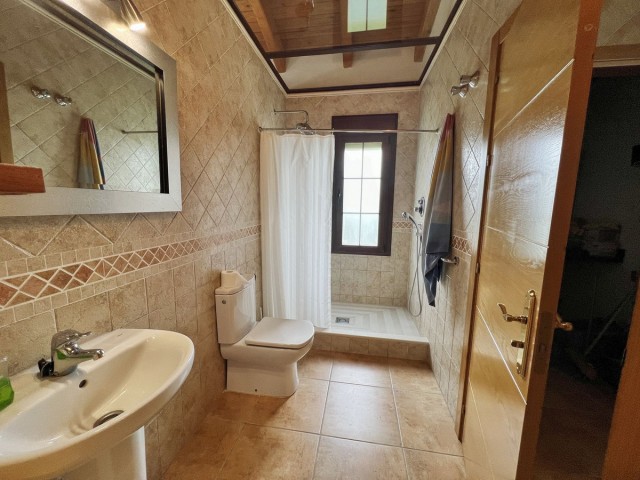 Villa con 3 Dormitorios  en Estepona