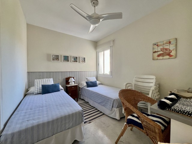 3 Bedrooms Apartment in Guadalmina Baja