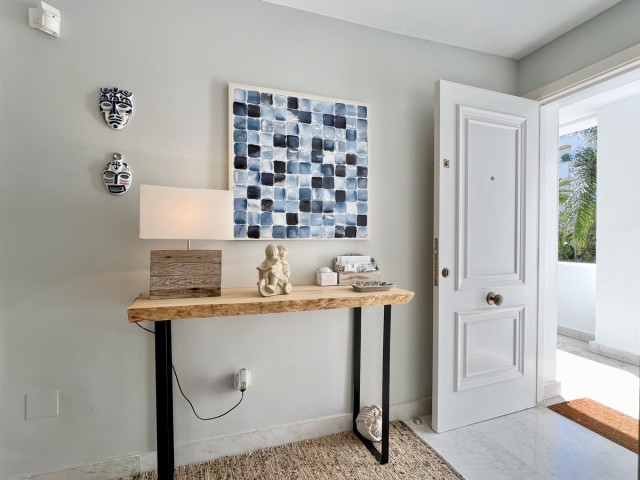 3 Bedrooms Apartment in Guadalmina Baja