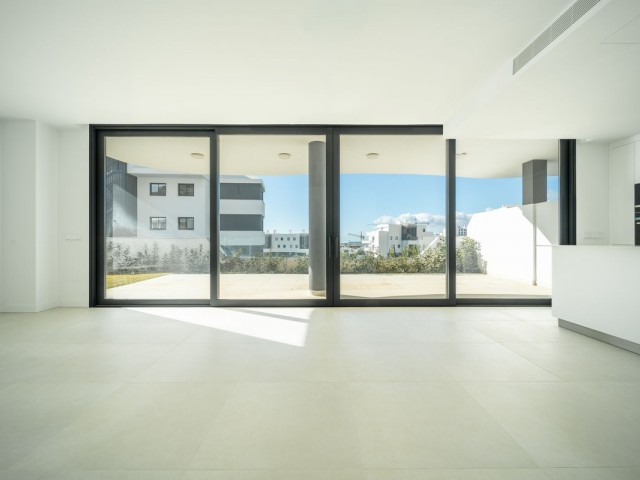 2 Bedrooms Apartment in Benalmadena