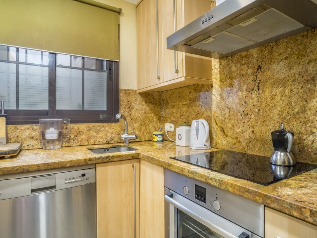 3 Bedrooms Apartment in Nueva Andalucía