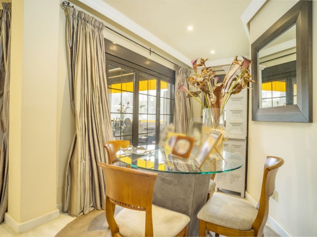 3 Bedrooms Apartment in Nueva Andalucía