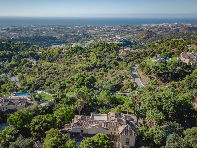 4 Bedrooms Villa in La Zagaleta