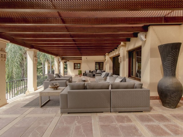 4 Bedrooms Villa in La Zagaleta