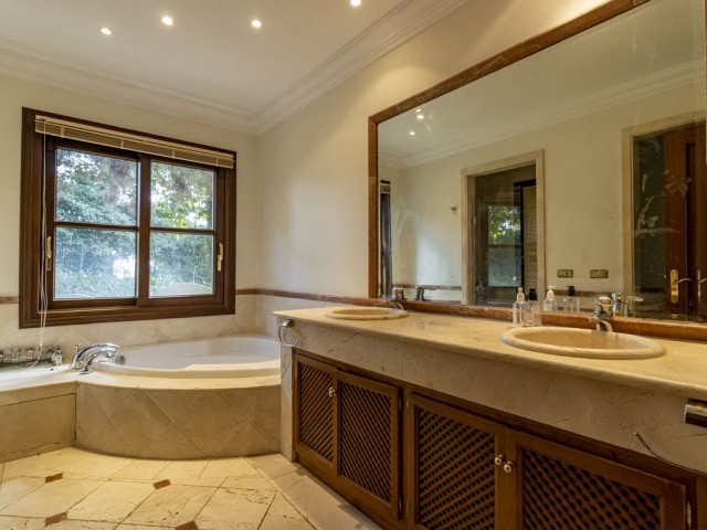 4 Schlafzimmer Villa in La Zagaleta