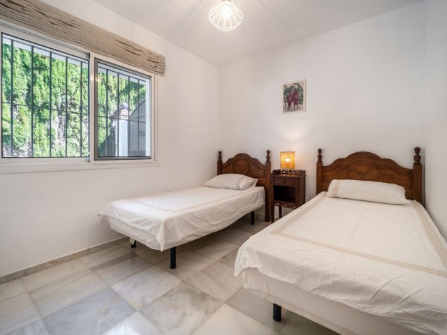 2 Bedrooms Villa in Elviria