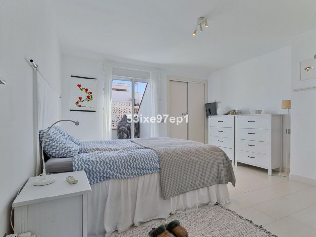 Ático con 2 Dormitorios  en Fuengirola