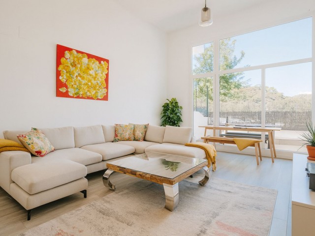 3 Bedrooms Apartment in Benahavís