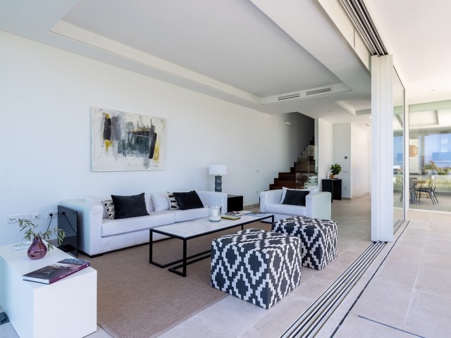 Villa con 4 Dormitorios  en Marbella