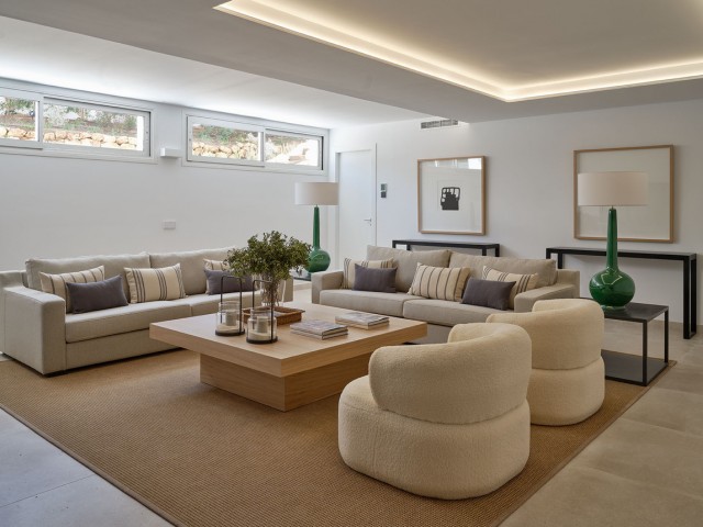 Villa con 4 Dormitorios  en Marbella