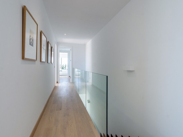 Villa con 4 Dormitorios  en Marbella