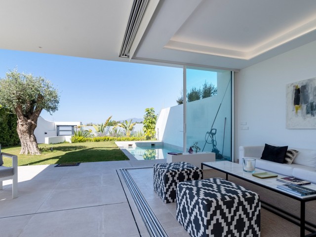 4 Bedrooms Villa in Marbella