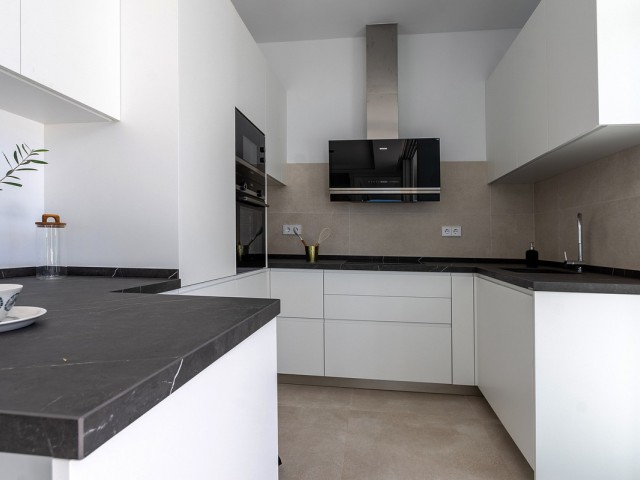 4 Bedrooms Villa in Marbella