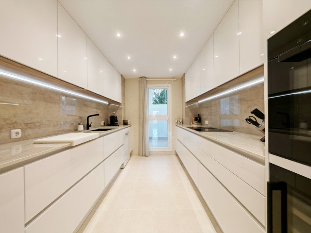 Appartement avec 3 Chambres  à Marbella