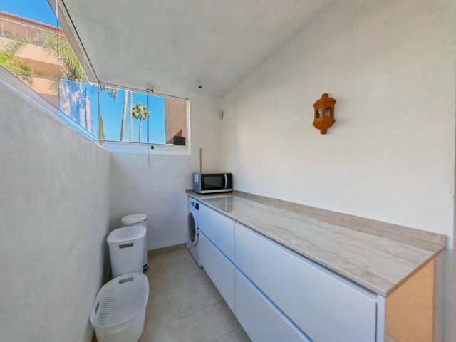 Appartement avec 3 Chambres  à Marbella